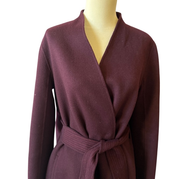 TSE 100% CASHMERE COAT SINGLE HOOK EYE CLOSURE WAIST BELT POCKETS BURGUNDY 4 - Picture 3 of 10